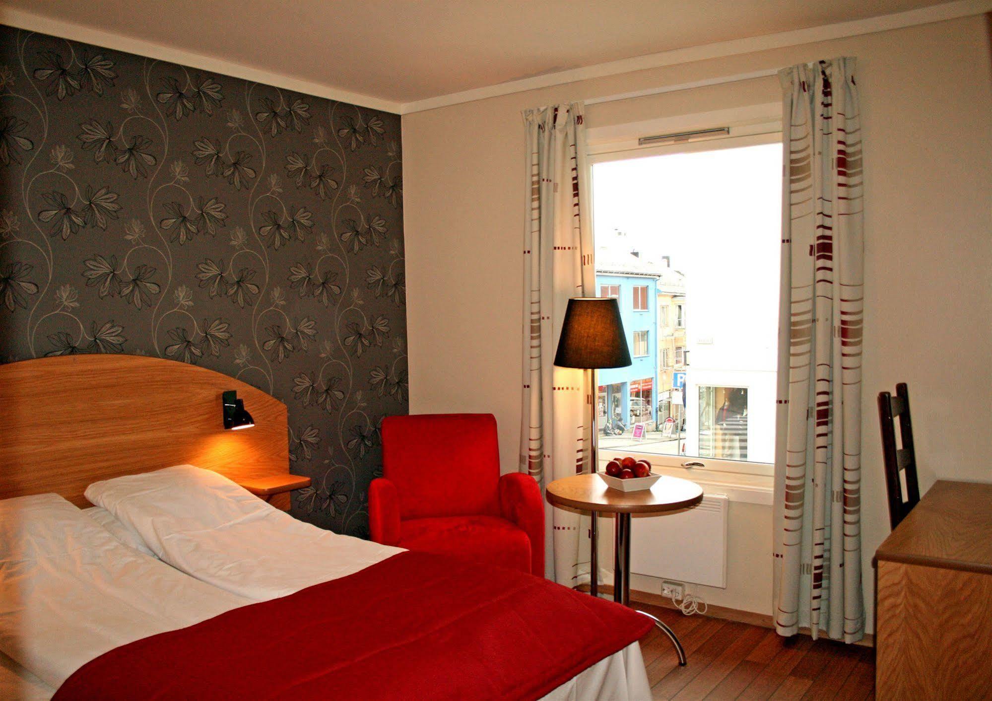 Astoria Hotel Κρίστιανσουντ Εξωτερικό φωτογραφία